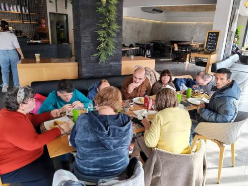 602929152 1387284146527011 7383599048377317887 n